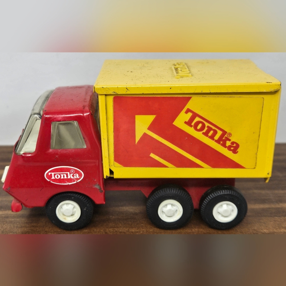 Vintage Pressed Metal 5" 70's Tonka Truck